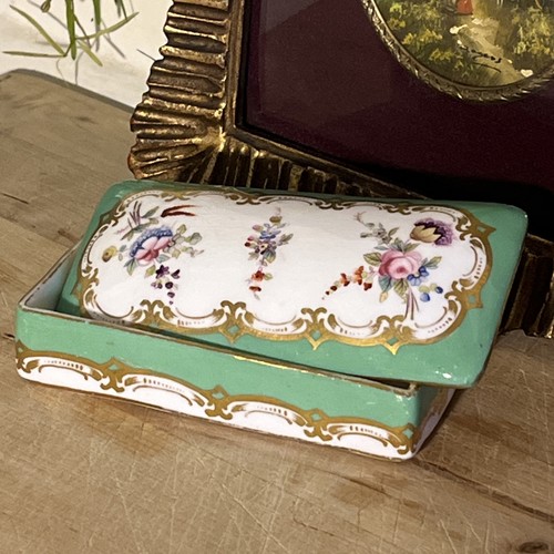 Small antique porcelain - small,