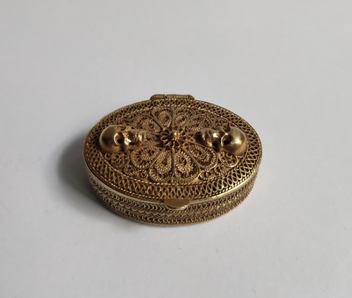 Antique victorian memento mori - memento,