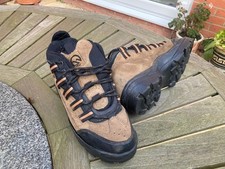 ladies walking boots size 8