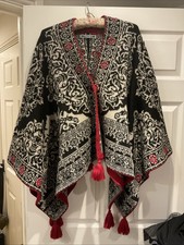 PERU ETNICO ALPACA PONCHO PERU ETHNIC BLACK RED WHITE PATTERN final price 