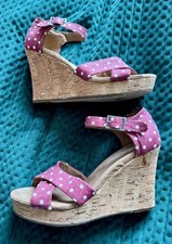 TOMS DEEP RED POLKA DOT / SPOT WEDGE SANDALS- SIZE W7