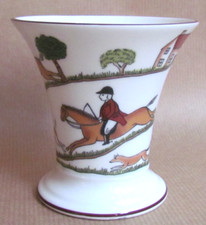 CROWN STAFFORDSHIRE /COALPORT HUNTING SCENE 3⅜" POSY VASE (12078)