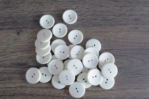 25mm large cream buttons - cream,