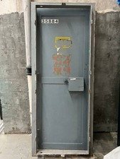 BOMB BULLET PROOF DOOR SAFE