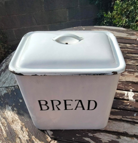 Vintage retro enamel bread - , bin