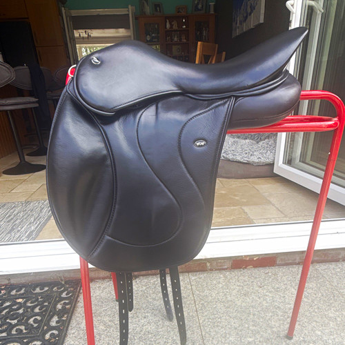 Wow black saddle great - saddle, in
