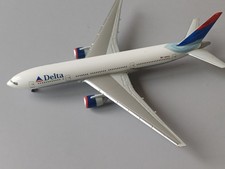 Herpa Diecast Model Airliner