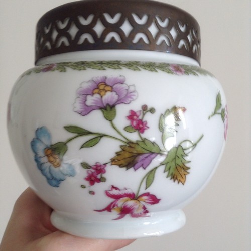 Old porcelain pretty floral - old,