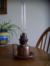 ANTIQUE BRASS VERITAS HAND HELD OIL LAMP+FUNNEL-GC.