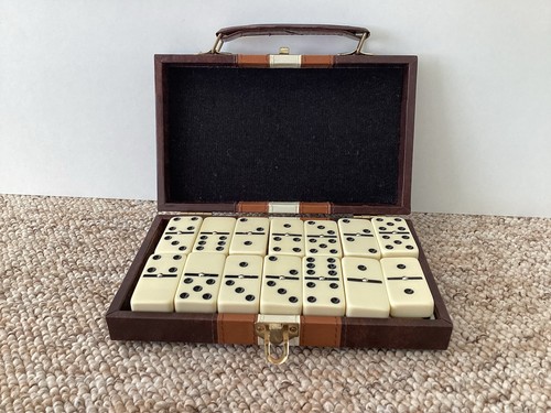 Domino set with acrylic - 28,