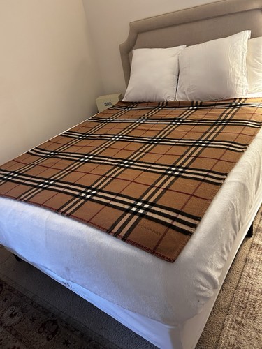 Burberrys lambswool plaid - burberrys,,