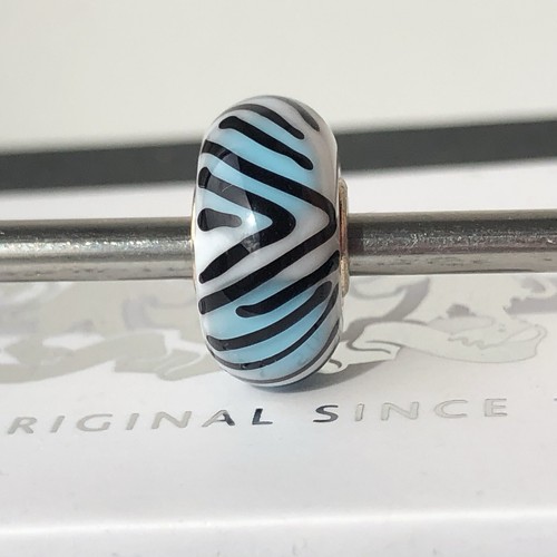 Authentic genuine trollbeads