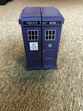 VINTAGE DR WHO  PLASTIC TARDIS