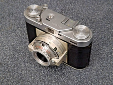 Wirgin Edixa Prontor-SVS Camera with Cassar 43mm f3.5 lens & Leather Case. 1106