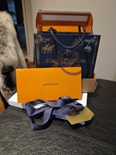 Louis Vuitton Gift Bag 