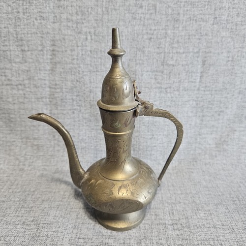 Small vintage brass tea pot - small,