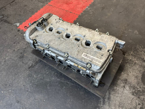 Cylinder head right - , 1-6