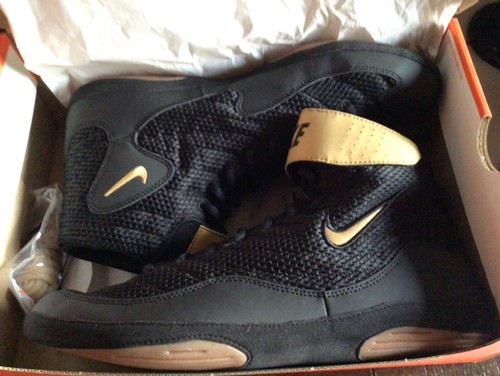 Nike inflict black metallic - black,