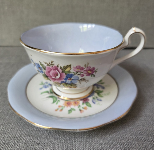 Queen anne bone china - queen,