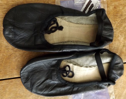 Black katz ballet - black,