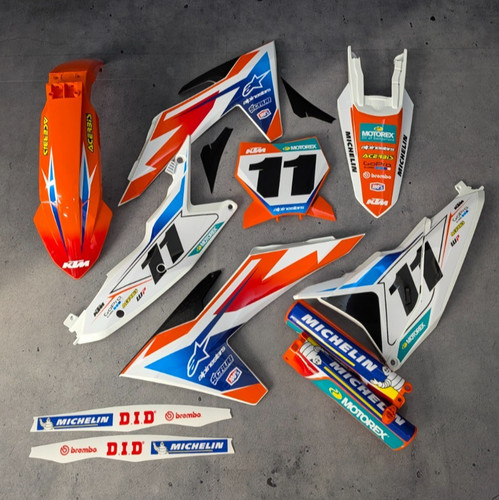 Plastics graphics ktm 2023 - plastics,