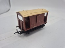 Triang OO Gauge R.16 Brown 20T