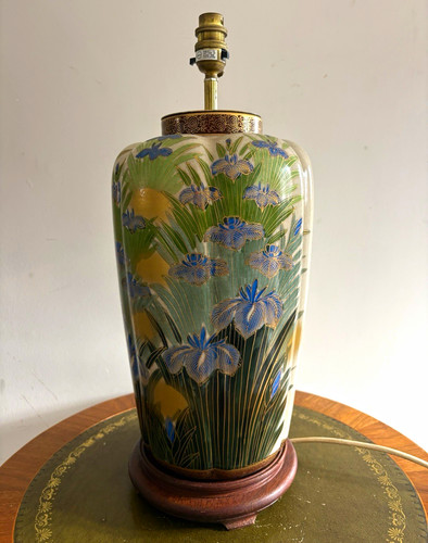 Japanese satsuma ware table - satsuma,