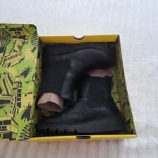 fly of london paty black  leather boots size 6