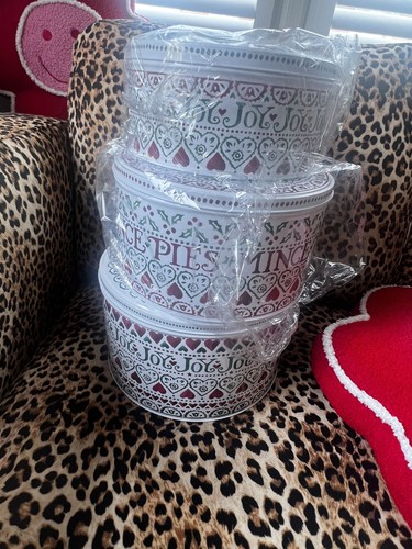 Emma bridgewater cake tins - cake,