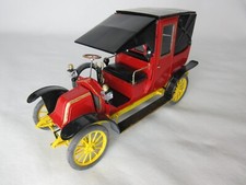 Model Car - Red Classic