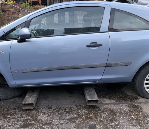 Vauxhall corsa 3 - d,