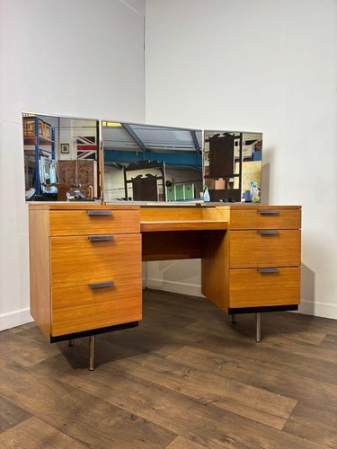 Mid century teak - mid, curved