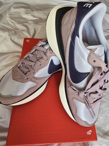 Women nike phoenix waffle - women's,