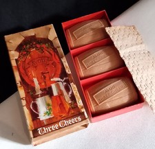 RARE Vintag AVON soaps CHRISTMAS gift MENS boxed THREE CHEERS 60s 70s retro 