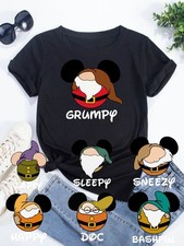 Seven 7 Cartoon Dwarfs Snow