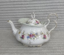 Royal Albert Colleen Large