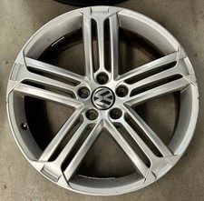 Single x1 19” GENUINE VW