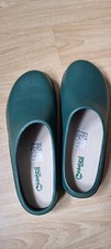 Men's Lorton Garden & Work Clogs Green Size 9/43 New without box