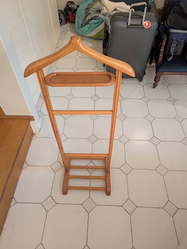 Solid wood valet - valet, stand