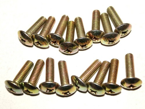Front door hinges - door,