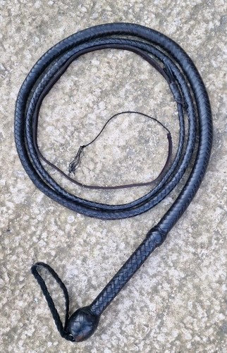 Long black 12 - long, plaits