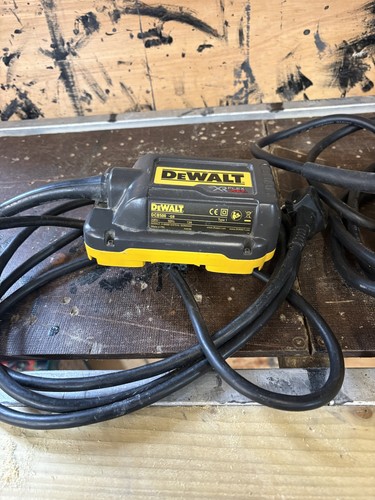 Dewalt dcb500 240v and a - dcb500,