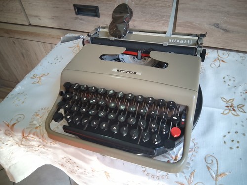 Olivetti typewriter letter - olivetti,