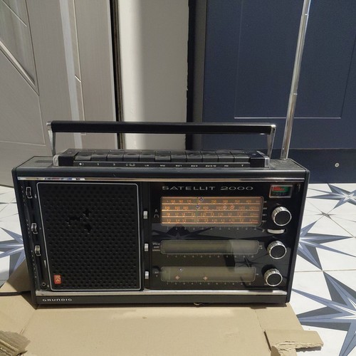 Grundig satellit 2000 radio - satellit,