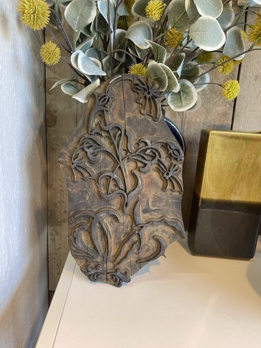Antique hand carved wooden - antique,