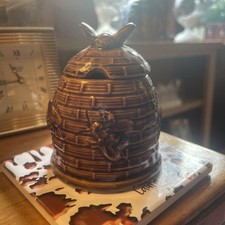 Vintage Honey Pot Bee Hive