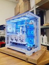 RTX 5080 CUSTOM WATERCOOLED