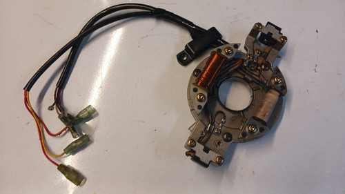 Suzuki outboard engine - engine, stator