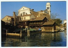1980's Venezia Postcard Gondola Boat Building Yard San Trovaso Venice Unposted