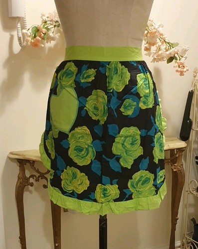 Vintage 1960s pinny green - vintage,